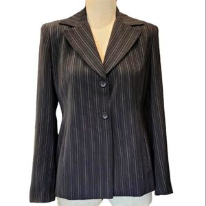 JANE SEYMOUR BLACK PINSTRIPED BLAZER